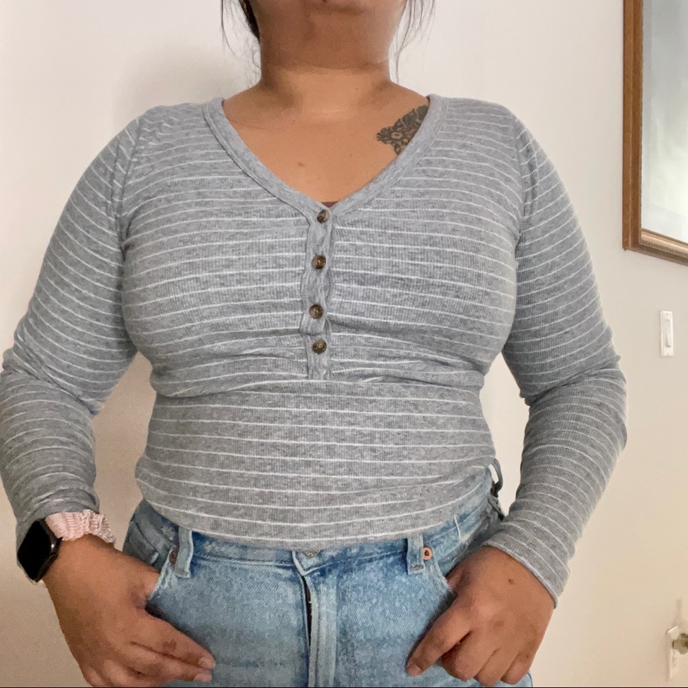 Old Navy Ribbed Long Sleeve Henley size M